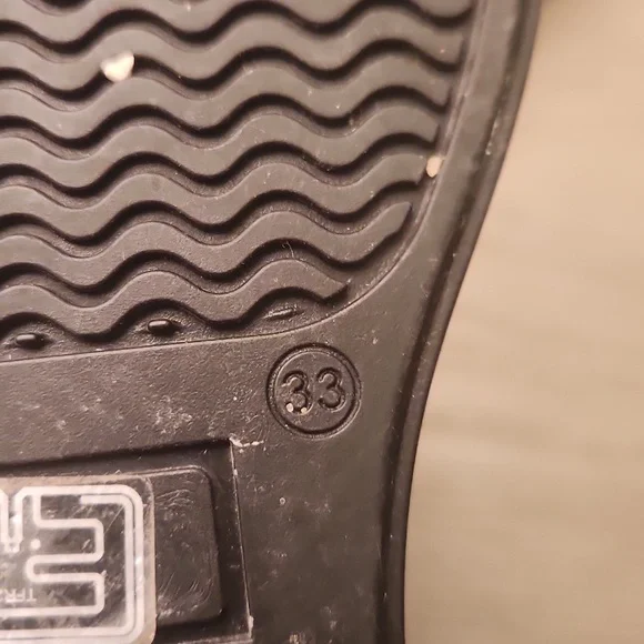 Balmain Girls Logo Motif Rain Boots Size 33 EU, 2 Kids US - Picture 9 of 9